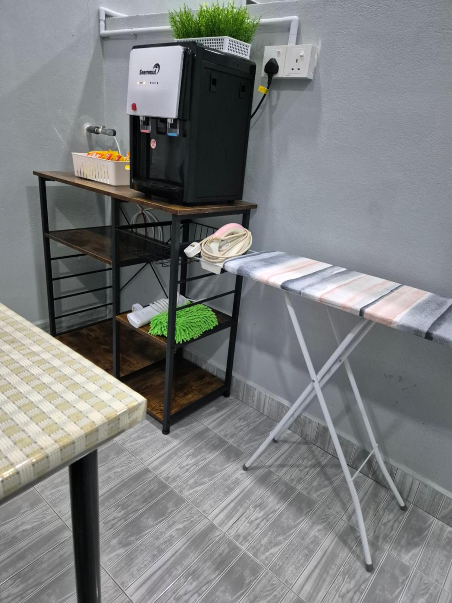 Teratak Che Esah Guest House Free Wifi Netflix Pasir Mas Exteriér fotografie