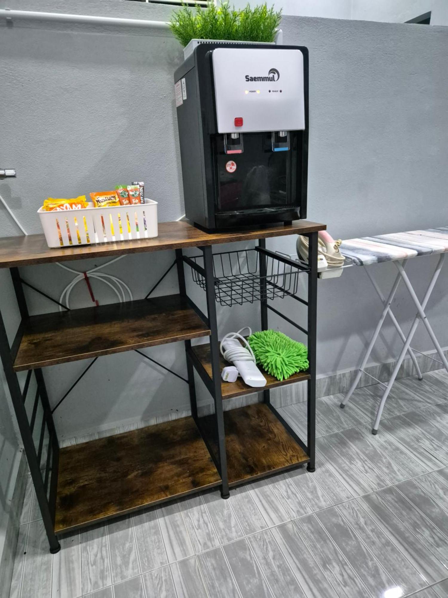Teratak Che Esah Guest House Free Wifi Netflix Pasir Mas Exteriér fotografie