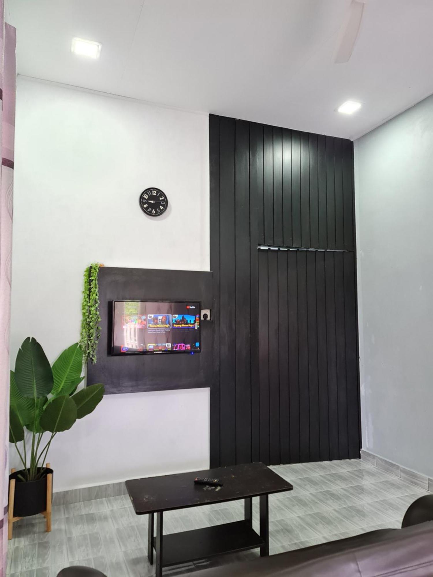 Teratak Che Esah Guest House Free Wifi Netflix Pasir Mas Exteriér fotografie