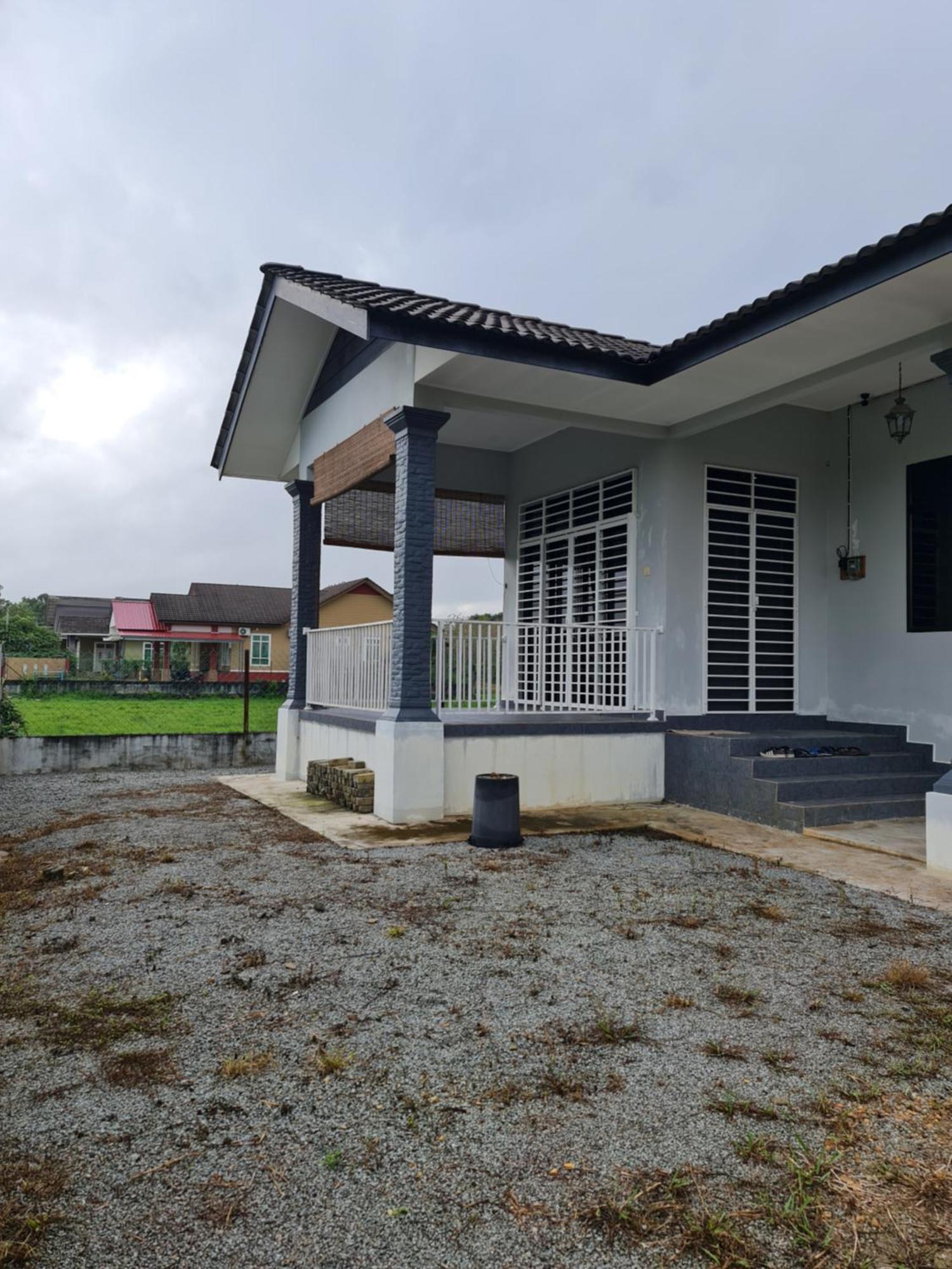 Teratak Che Esah Guest House Free Wifi Netflix Pasir Mas Exteriér fotografie